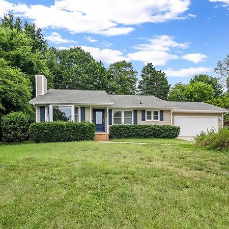 Cozy Lake Home - Jacuzzi King Bed Marina Access Mooresville Exterior photo